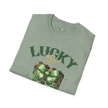 St Patrick's Day T-Shirt - Lucky Girl Country T-Shirt